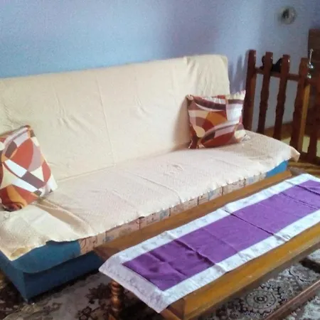 Adi Apartman